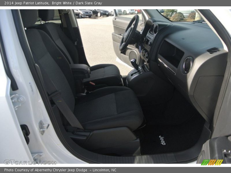 Bright White / Dark Slate Gray 2014 Jeep Patriot Latitude