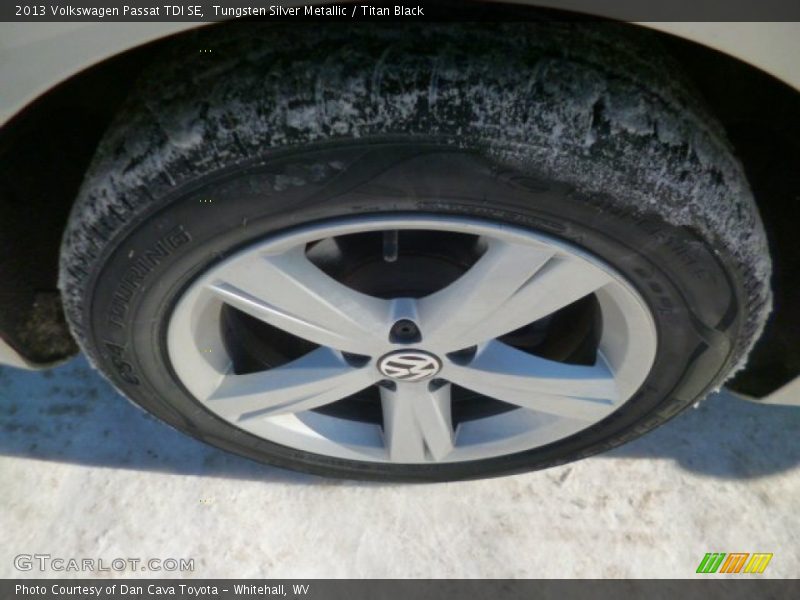 Tungsten Silver Metallic / Titan Black 2013 Volkswagen Passat TDI SE