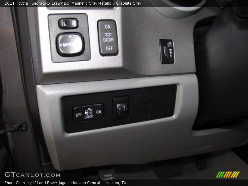 Magnetic Gray Metallic / Graphite Gray 2011 Toyota Tundra SR5 CrewMax