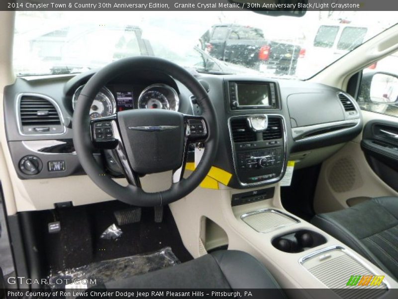 Granite Crystal Metallic / 30th Anniversary Black/Light Graystone 2014 Chrysler Town & Country 30th Anniversary Edition
