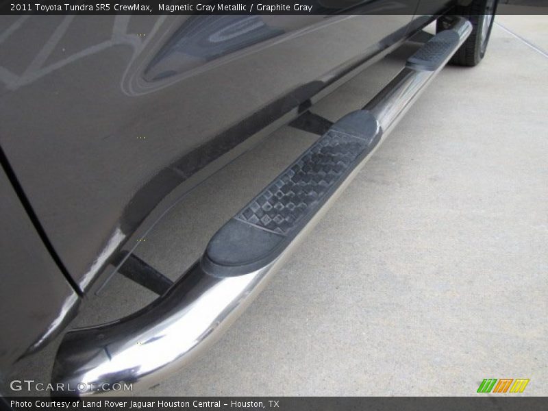 Magnetic Gray Metallic / Graphite Gray 2011 Toyota Tundra SR5 CrewMax