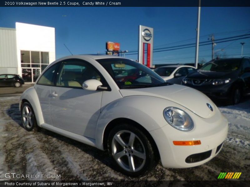 Candy White / Cream 2010 Volkswagen New Beetle 2.5 Coupe