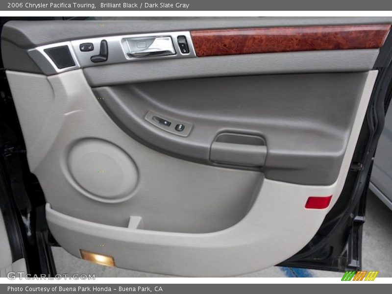 Brilliant Black / Dark Slate Gray 2006 Chrysler Pacifica Touring