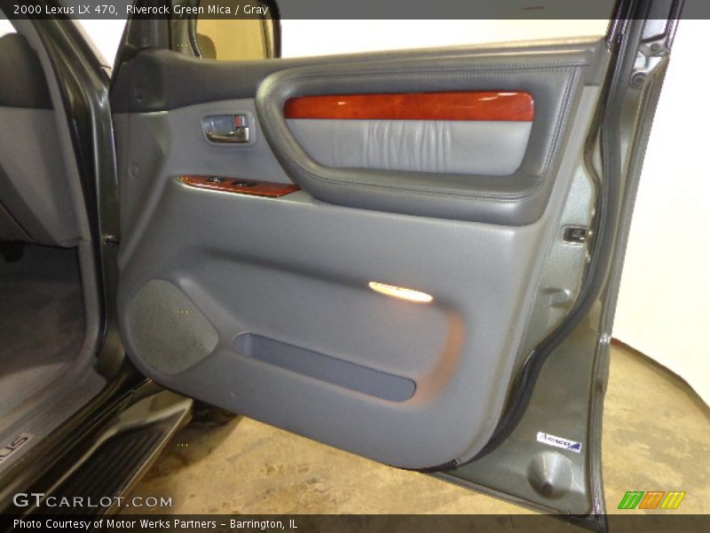 Riverock Green Mica / Gray 2000 Lexus LX 470