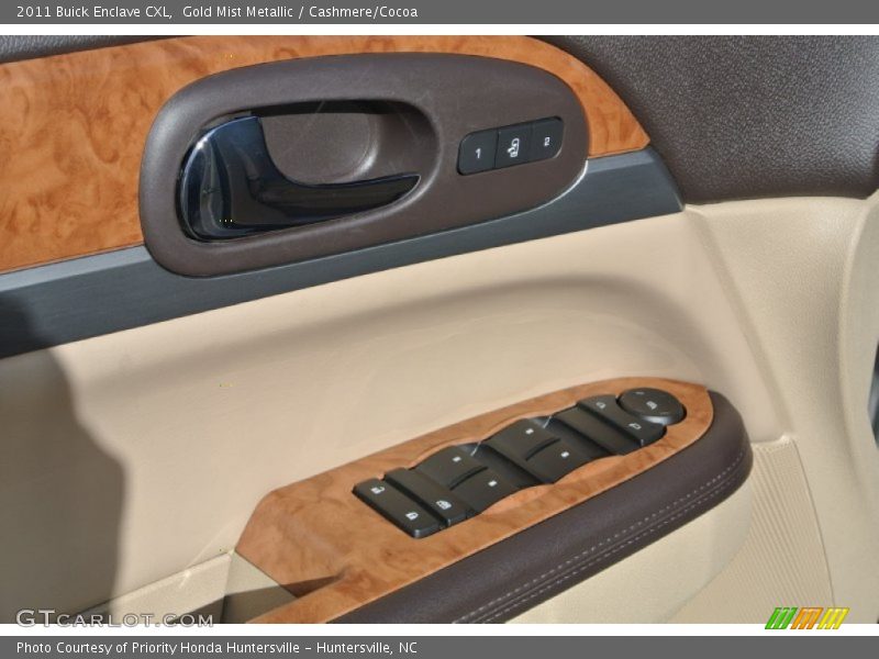 Gold Mist Metallic / Cashmere/Cocoa 2011 Buick Enclave CXL