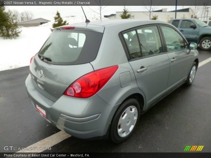 Magnetic Grey Metallic / Charcoal 2007 Nissan Versa S