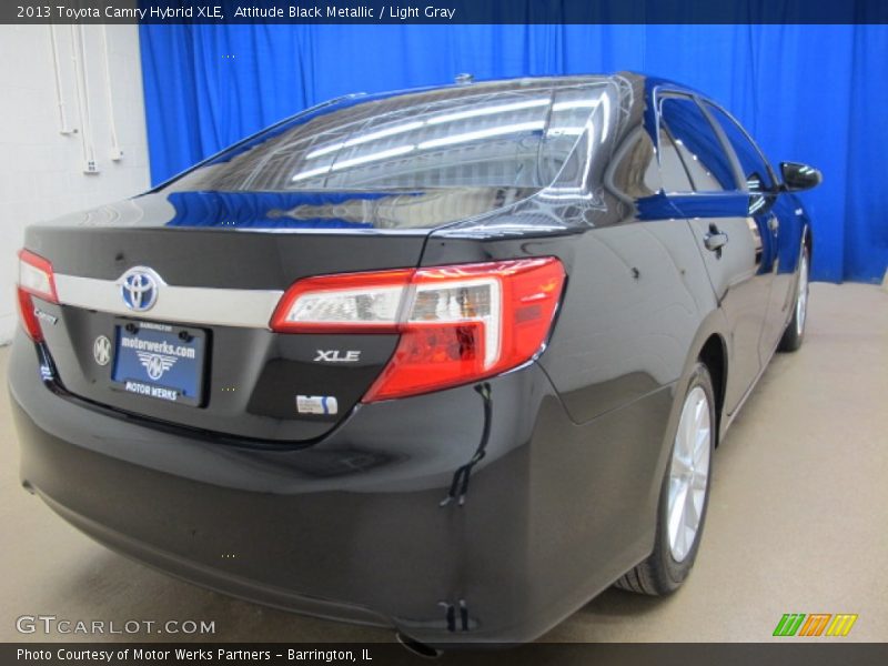 Attitude Black Metallic / Light Gray 2013 Toyota Camry Hybrid XLE