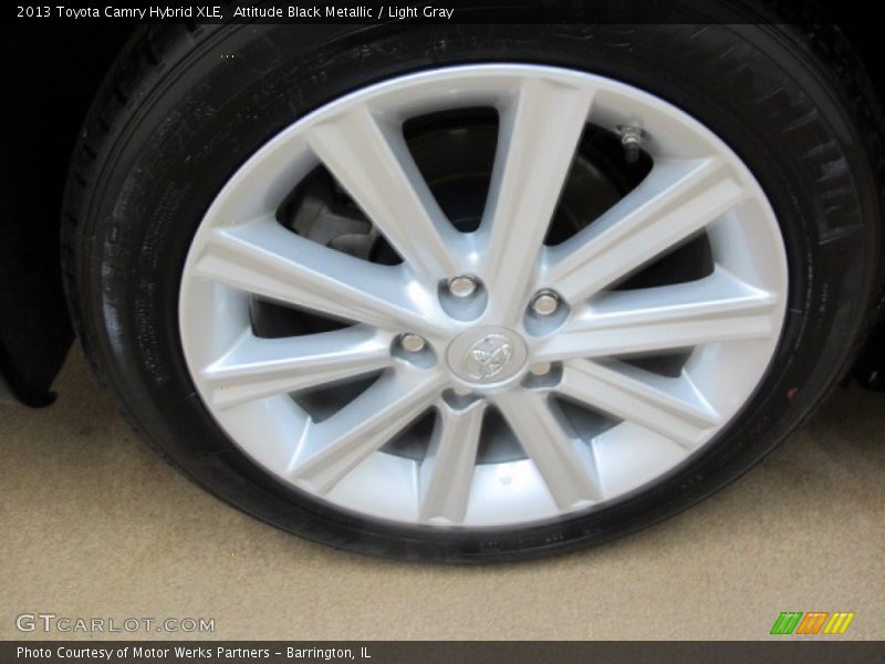 Attitude Black Metallic / Light Gray 2013 Toyota Camry Hybrid XLE