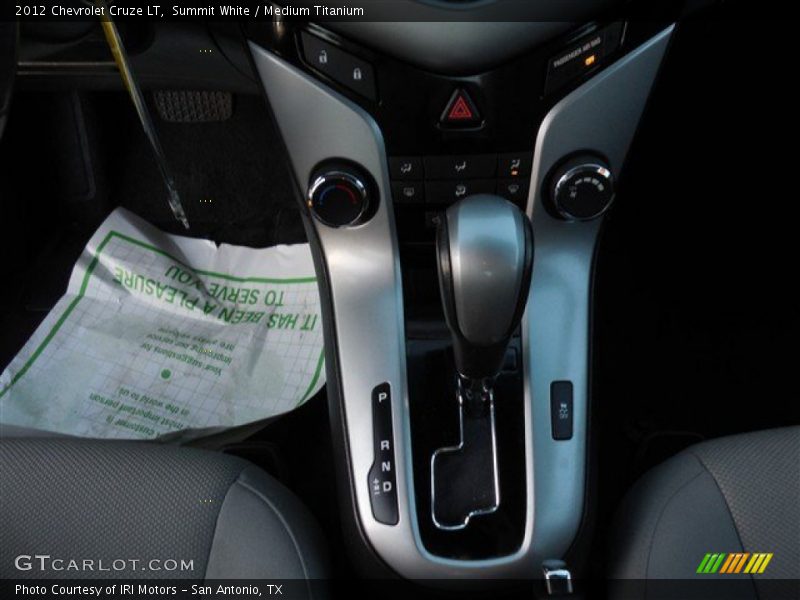 Summit White / Medium Titanium 2012 Chevrolet Cruze LT