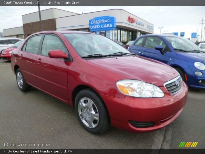 Front 3/4 View of 2005 Corolla LE