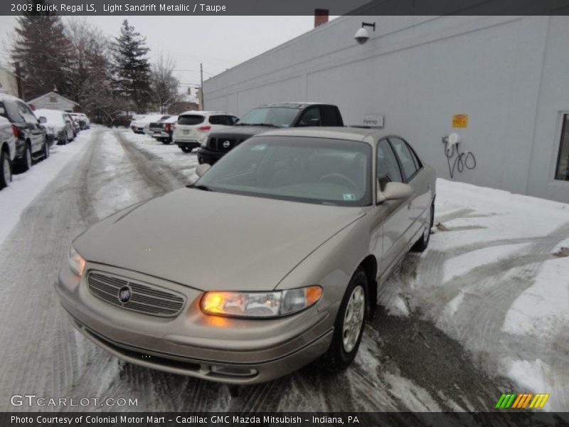 Light Sandrift Metallic / Taupe 2003 Buick Regal LS