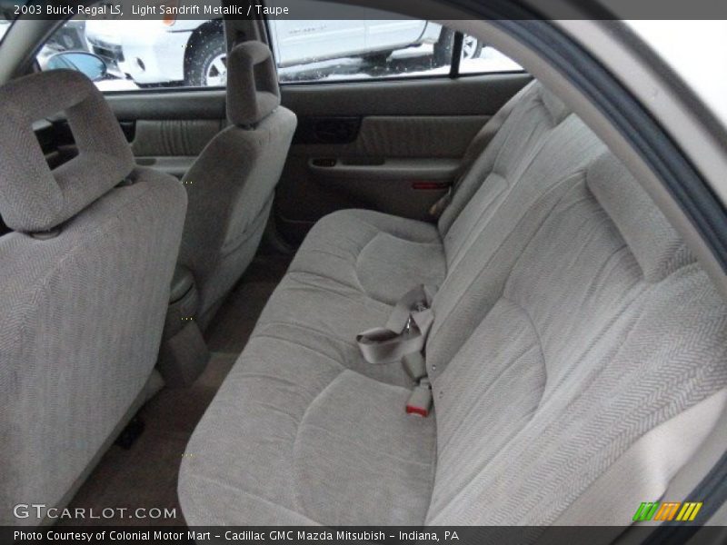 Light Sandrift Metallic / Taupe 2003 Buick Regal LS