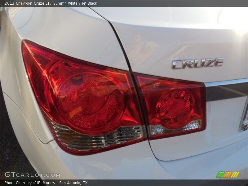 Summit White / Jet Black 2013 Chevrolet Cruze LT