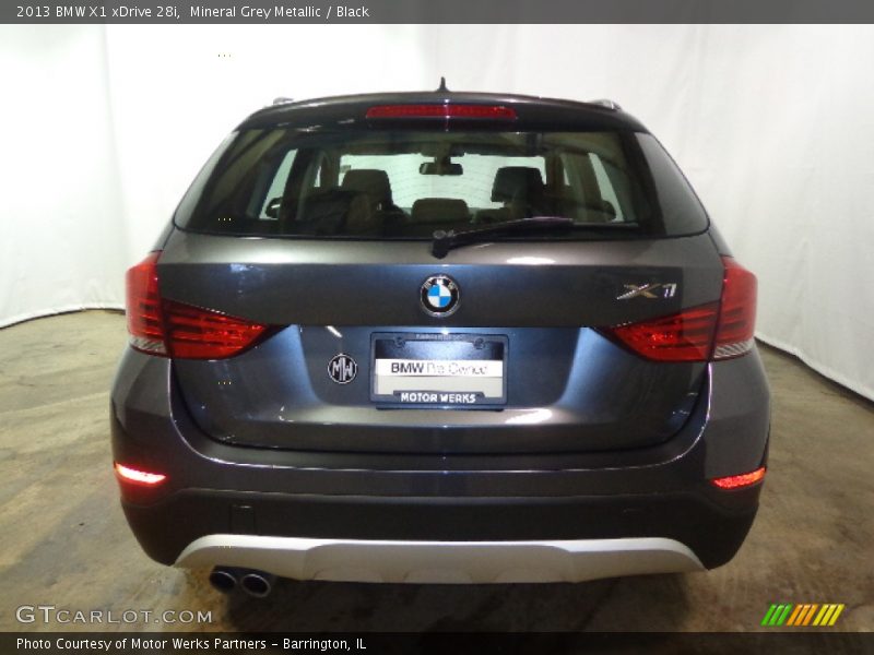 Mineral Grey Metallic / Black 2013 BMW X1 xDrive 28i