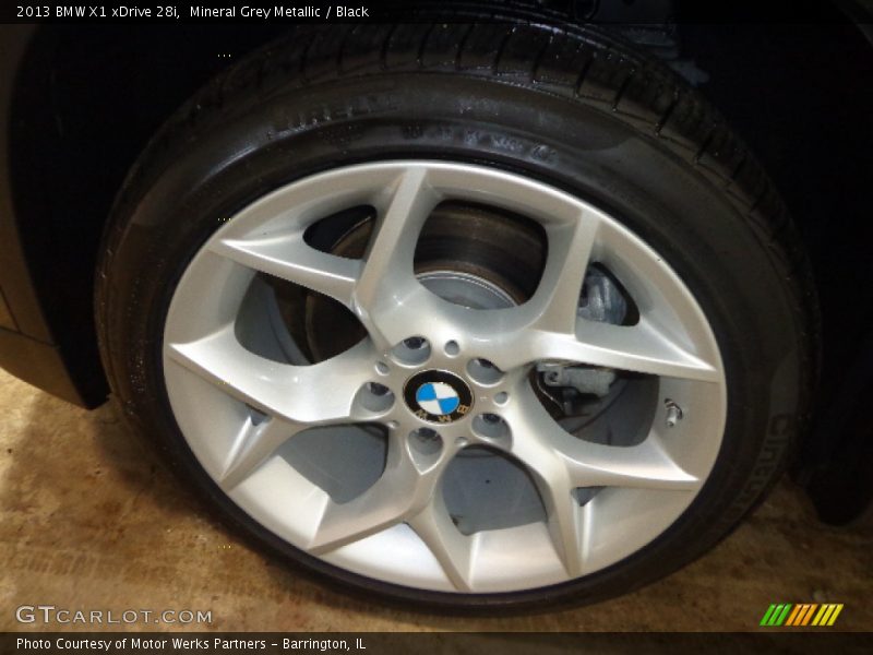 Mineral Grey Metallic / Black 2013 BMW X1 xDrive 28i