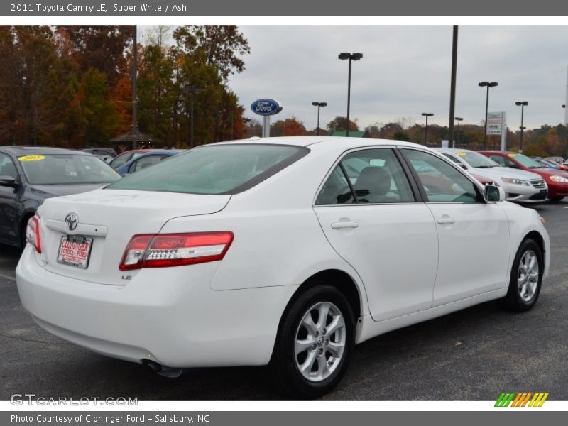 Super White / Ash 2011 Toyota Camry LE