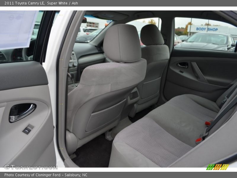 Super White / Ash 2011 Toyota Camry LE