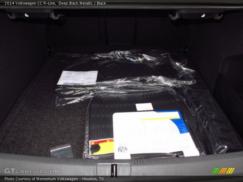 Deep Black Metallic / Black 2014 Volkswagen CC R-Line