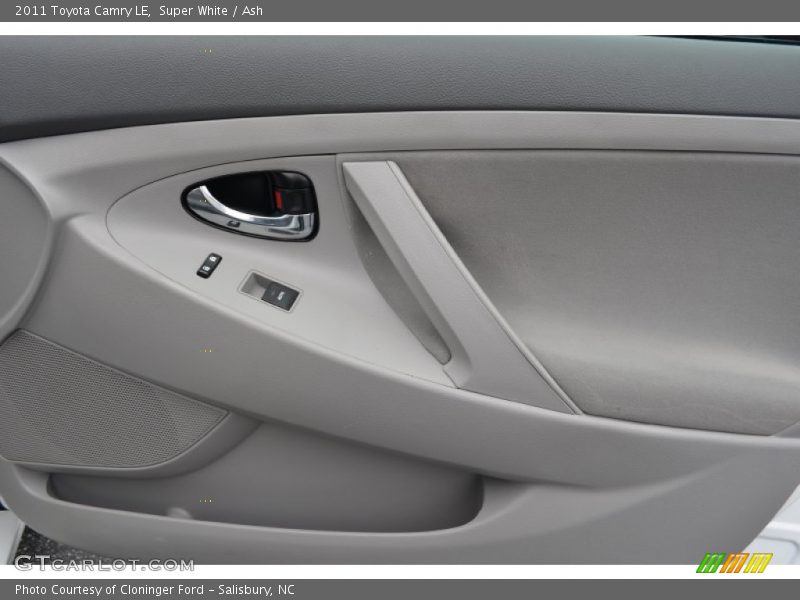 Super White / Ash 2011 Toyota Camry LE