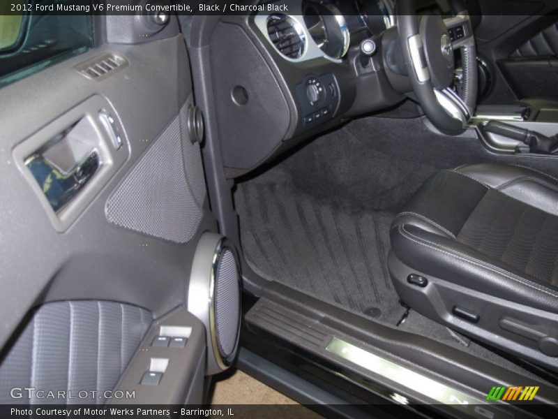 Black / Charcoal Black 2012 Ford Mustang V6 Premium Convertible