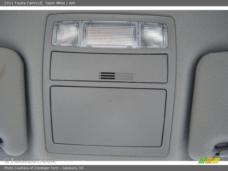 Super White / Ash 2011 Toyota Camry LE