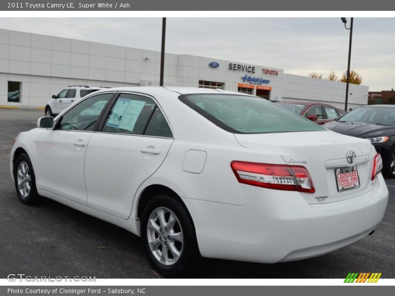 Super White / Ash 2011 Toyota Camry LE