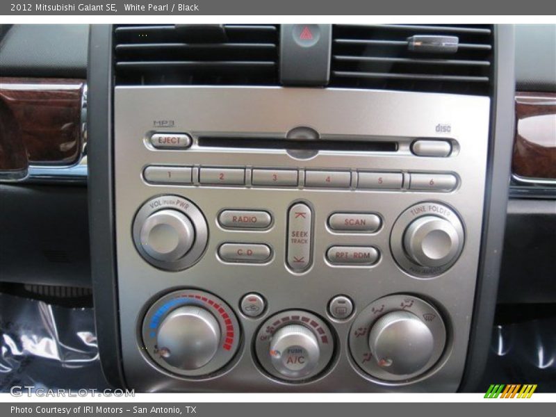 White Pearl / Black 2012 Mitsubishi Galant SE