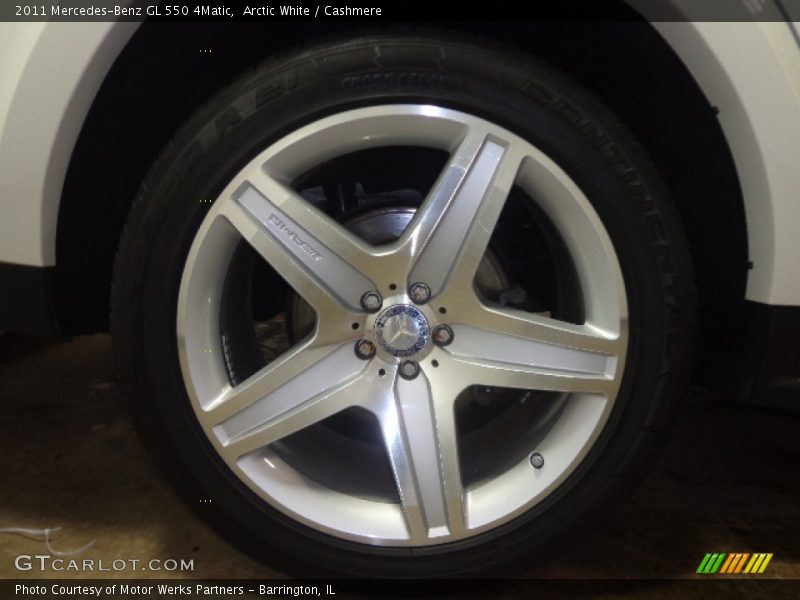 Arctic White / Cashmere 2011 Mercedes-Benz GL 550 4Matic