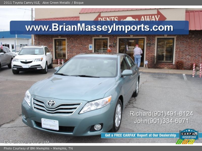 Aloe Green Metallic / Bisque 2011 Toyota Camry XLE