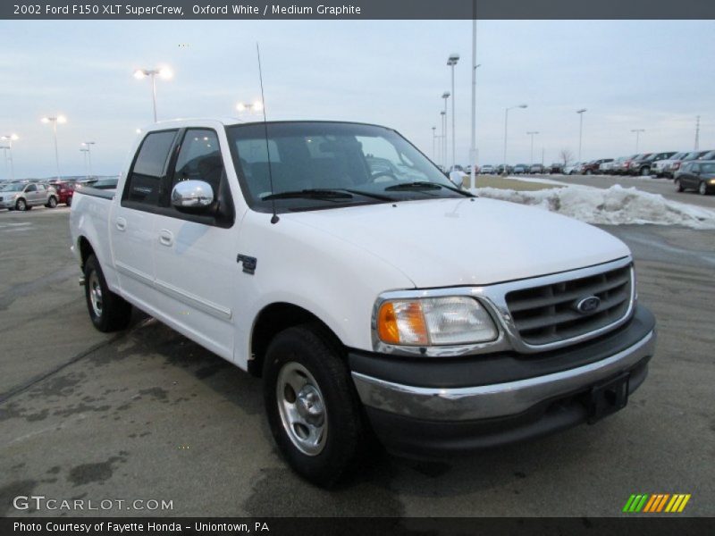 Front 3/4 View of 2002 F150 XLT SuperCrew