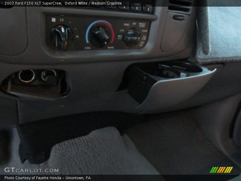 Oxford White / Medium Graphite 2002 Ford F150 XLT SuperCrew
