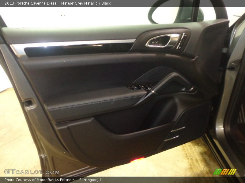 Meteor Grey Metallic / Black 2013 Porsche Cayenne Diesel