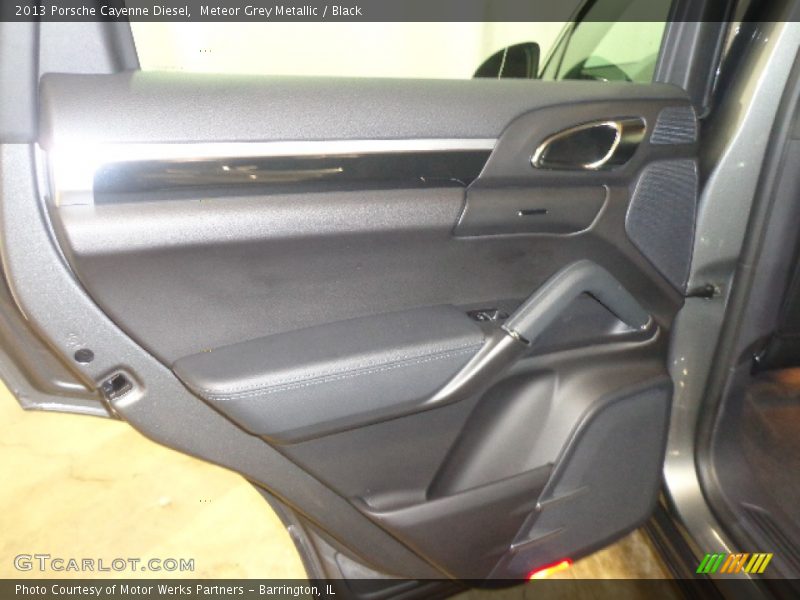 Meteor Grey Metallic / Black 2013 Porsche Cayenne Diesel