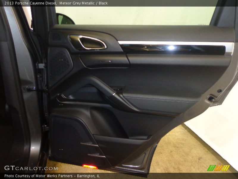 Meteor Grey Metallic / Black 2013 Porsche Cayenne Diesel
