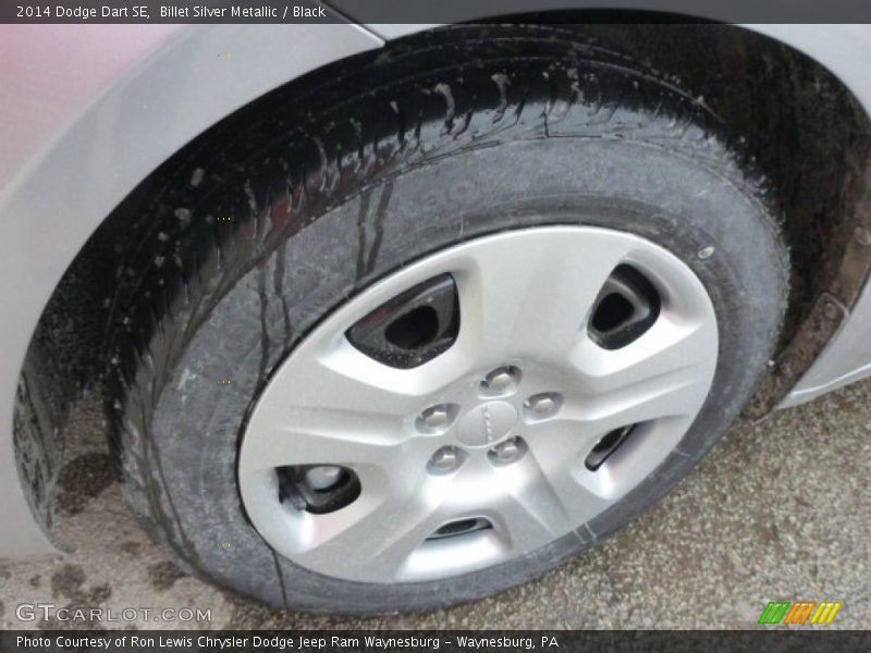 Billet Silver Metallic / Black 2014 Dodge Dart SE