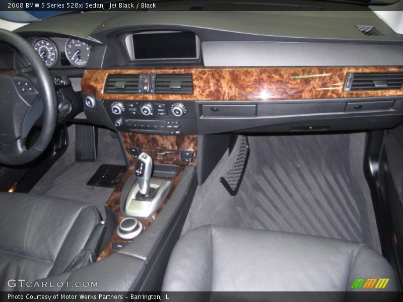 Jet Black / Black 2008 BMW 5 Series 528xi Sedan