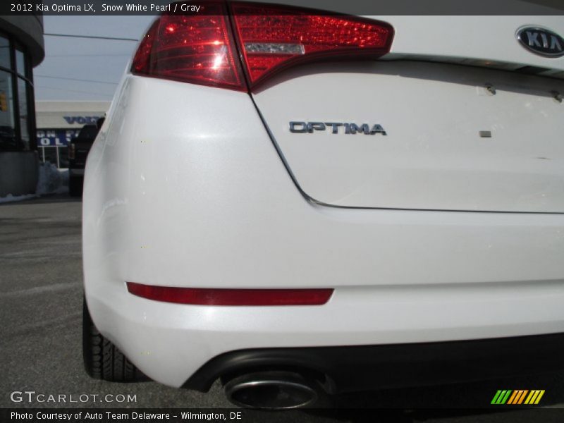 Snow White Pearl / Gray 2012 Kia Optima LX