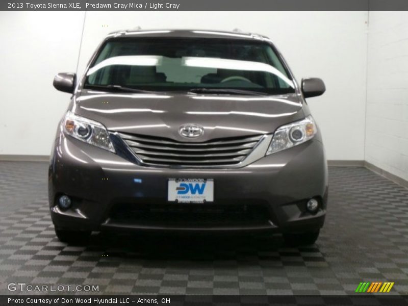 Predawn Gray Mica / Light Gray 2013 Toyota Sienna XLE