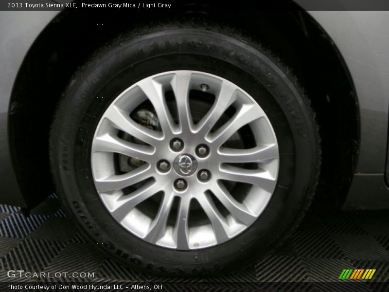 Predawn Gray Mica / Light Gray 2013 Toyota Sienna XLE