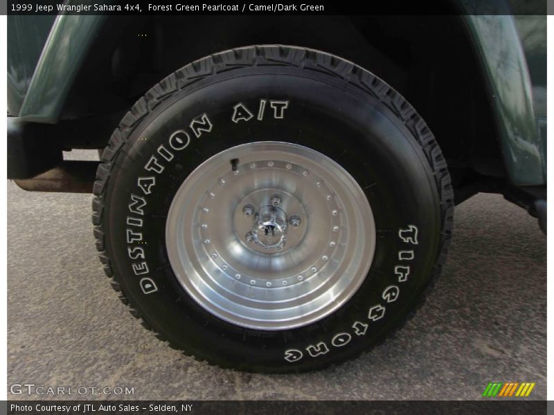 Custom Wheels of 1999 Wrangler Sahara 4x4