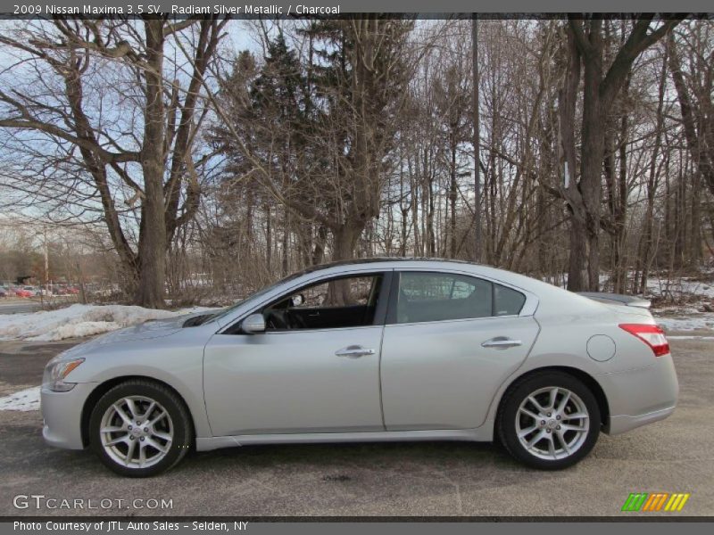 Radiant Silver Metallic / Charcoal 2009 Nissan Maxima 3.5 SV