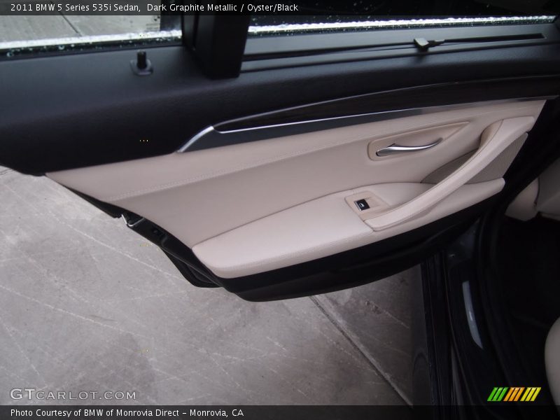 Dark Graphite Metallic / Oyster/Black 2011 BMW 5 Series 535i Sedan