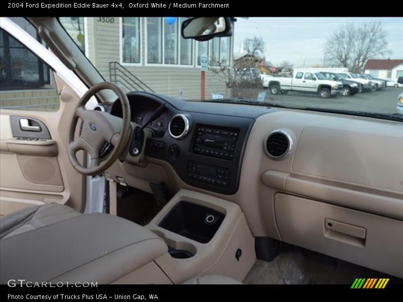 Oxford White / Medium Parchment 2004 Ford Expedition Eddie Bauer 4x4