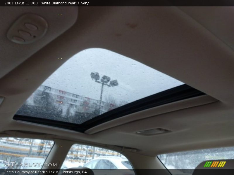 White Diamond Pearl / Ivory 2001 Lexus ES 300