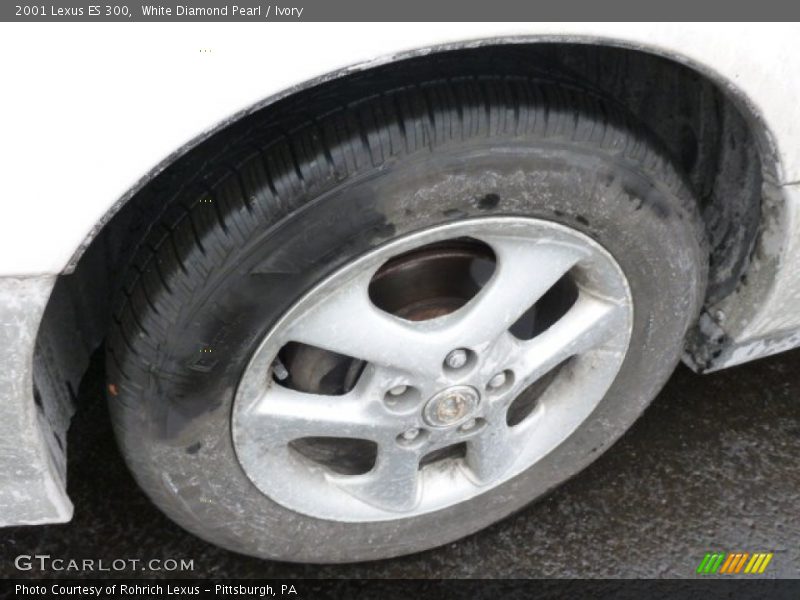 White Diamond Pearl / Ivory 2001 Lexus ES 300