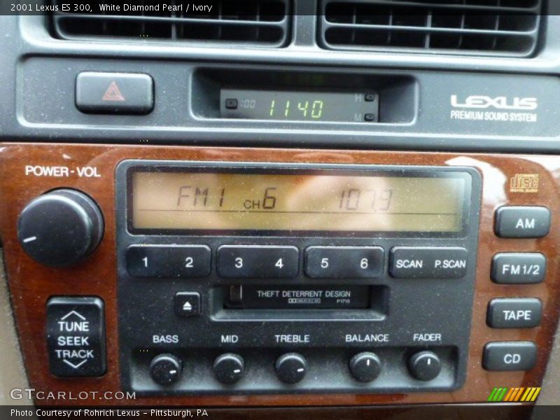 White Diamond Pearl / Ivory 2001 Lexus ES 300