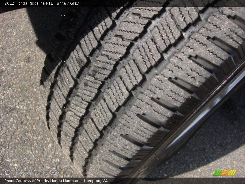 White / Gray 2012 Honda Ridgeline RTL