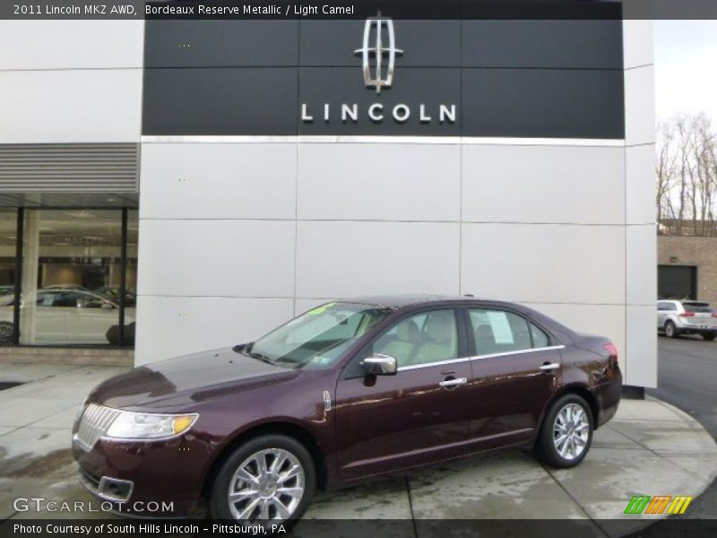 Bordeaux Reserve Metallic / Light Camel 2011 Lincoln MKZ AWD