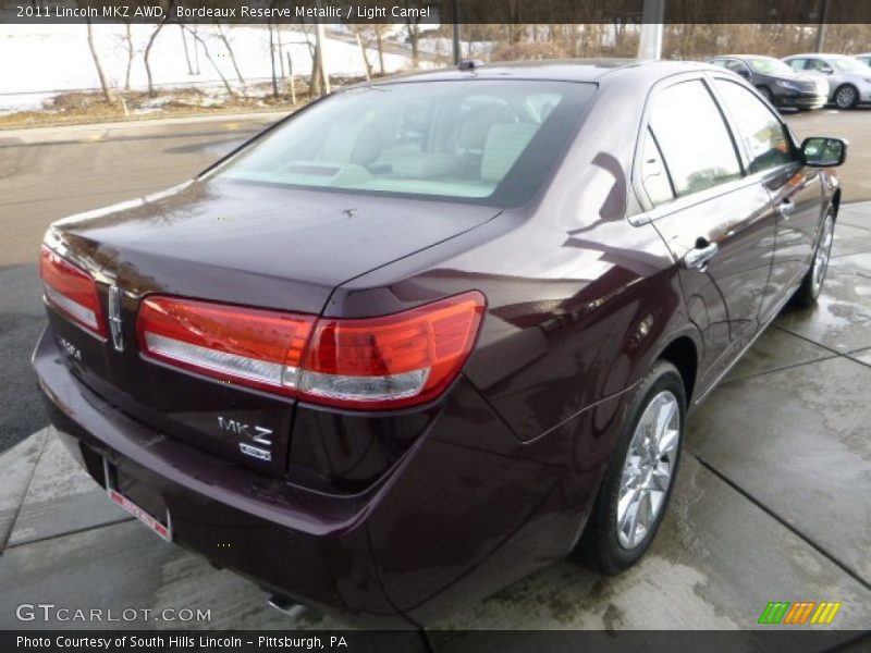 Bordeaux Reserve Metallic / Light Camel 2011 Lincoln MKZ AWD