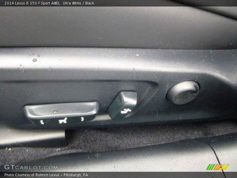 Controls of 2014 IS 350 F Sport AWD